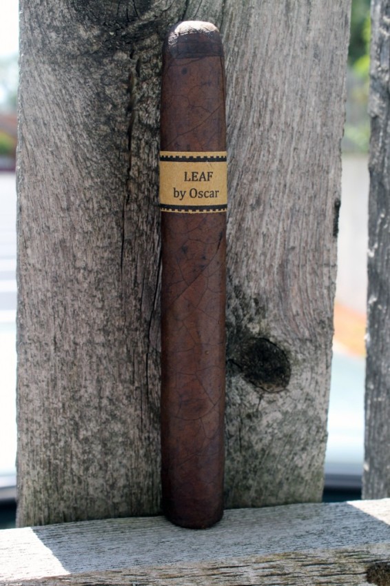 Leaf By Oscar Cigar